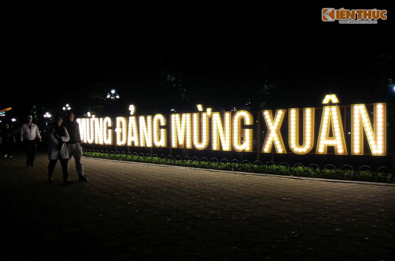 Ngam Ha Noi ruc ro chao don nam moi 2016